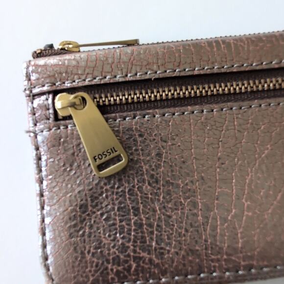 Fossil Preston Metallic Leather Flap Clutch, Wallet, snap closure - Picture 7 of 10